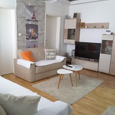 Apartment Велес Экстерьер фото