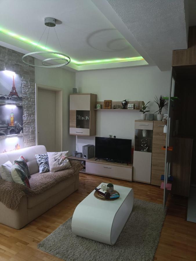 Apartment Велес Экстерьер фото